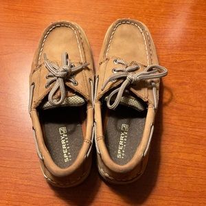 Boys Sperry shoes